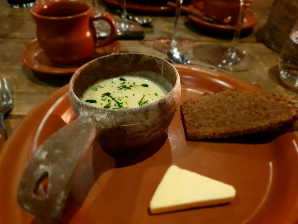 Järvisydän tulimenu